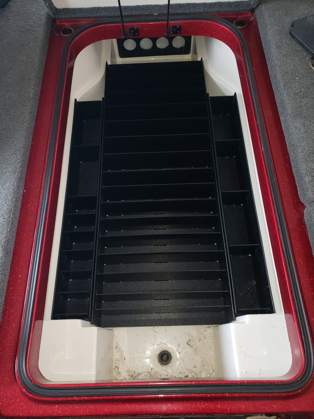 NPDRANG0016 Ranger®  Z185/ 2015 118C CENTER COMPARTMENT KIT