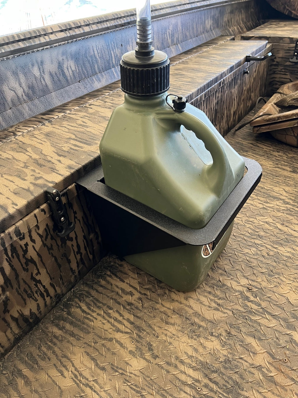 NPDGC0001 Gas Can holder