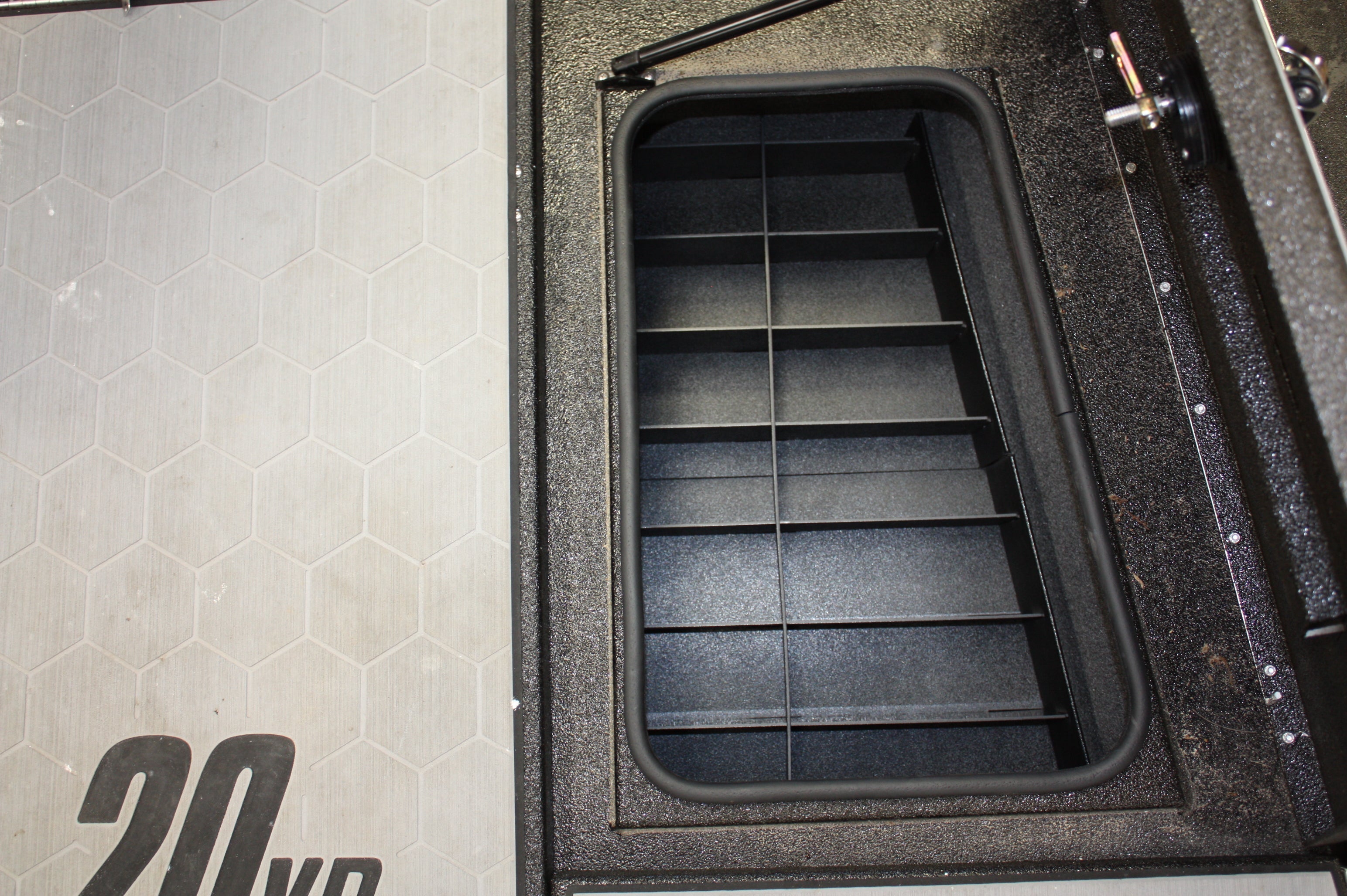 NPDAVD0002 AVID 2022 20XB STARBOARD STORAGE COMPARTMENT