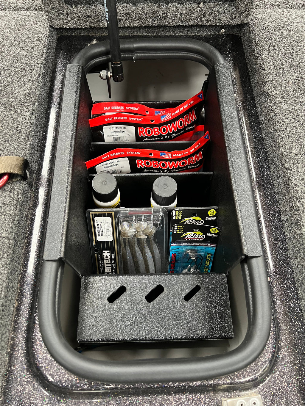 NPDBC0011 2024 - CURRENT BASS CAT PUMA STS DAY TRAY