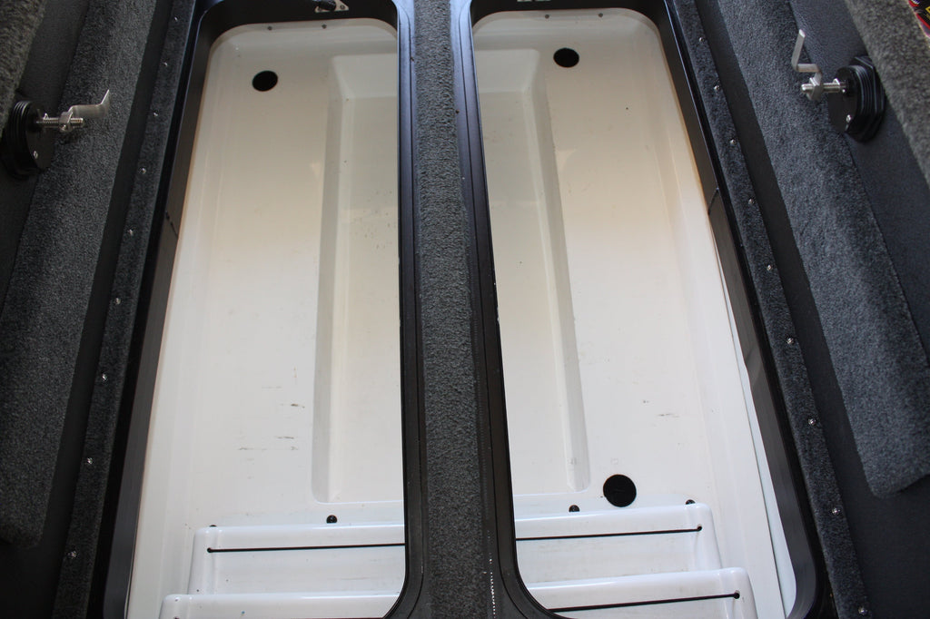 NPDSK0041 Skeeter® 2018-C ZX225/250 CENTER COMPARTMENT SOFT PLASTICS ORGANIZER SET