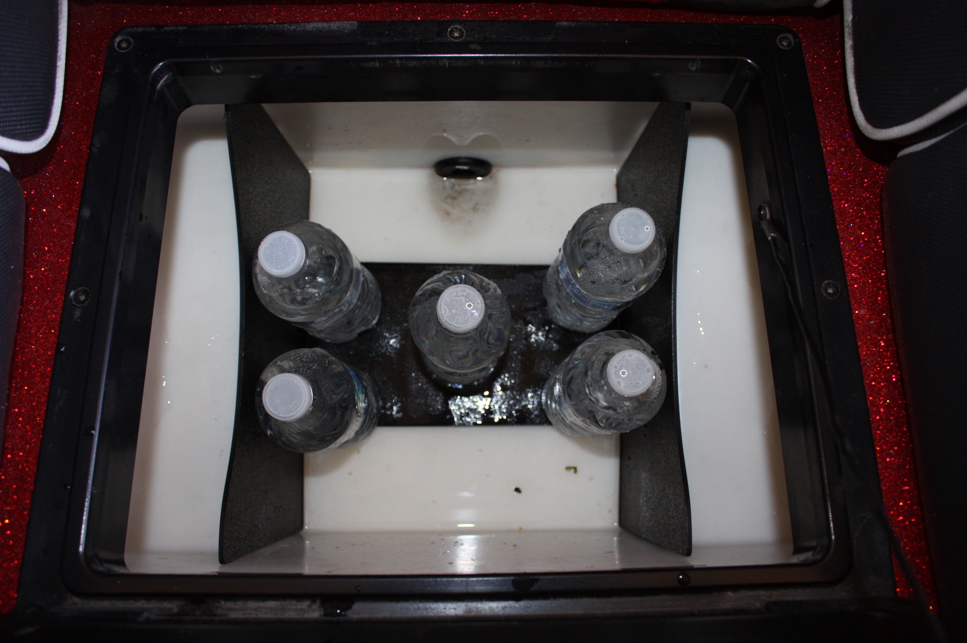 NPDSK0063 Skeeter® 2024-C FXR20/21  ZXR20/21 COOLER DIVIDER