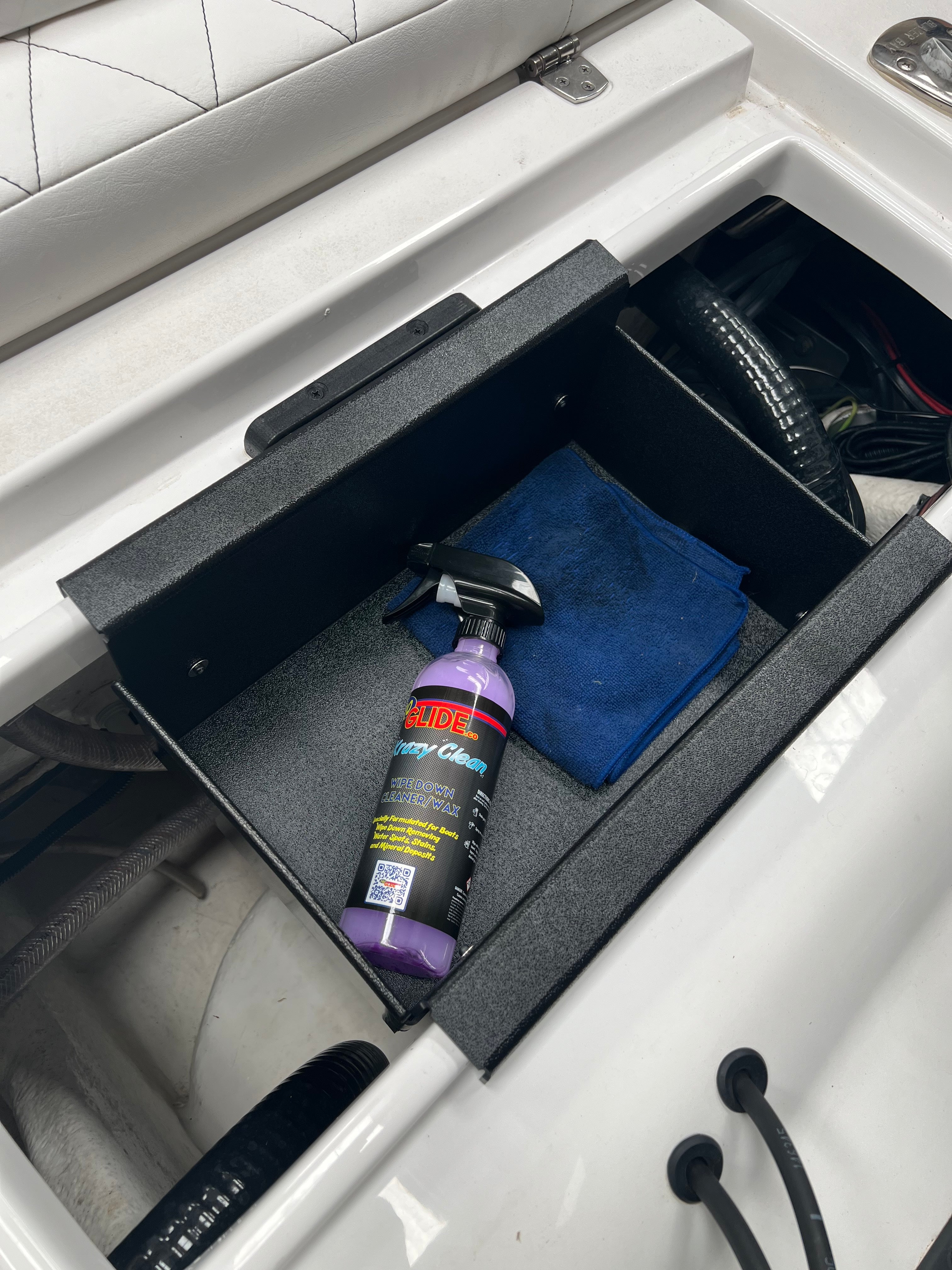 NPDBLAZ0003 BLAZER 675 ULTIMATE BAY  BATTERY COMPARTMENT TRAY