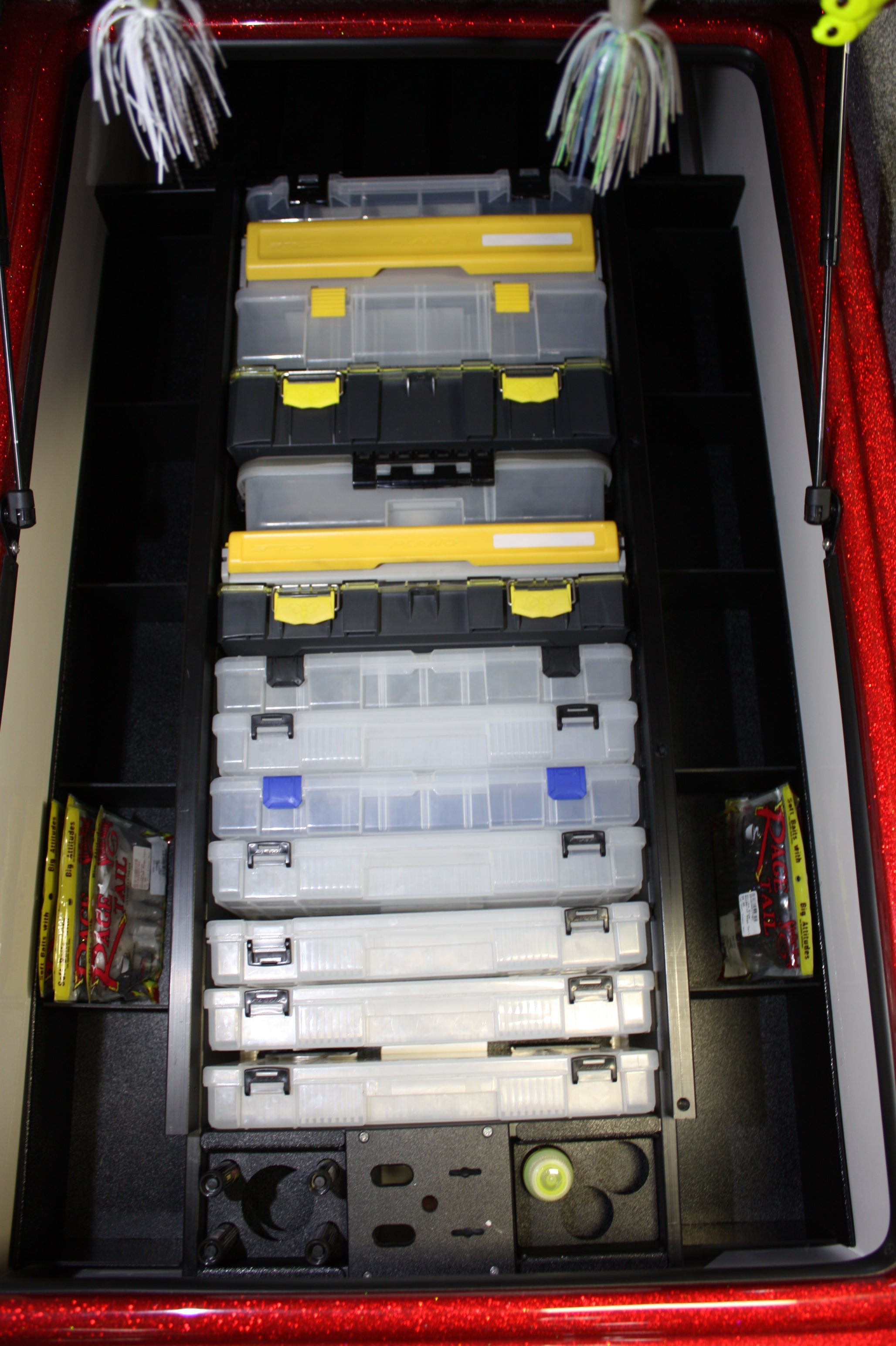 NPDFAL0013  2022 FALCON F21 PREDATOR 3700 DEEP TACKLE TRAY RACK