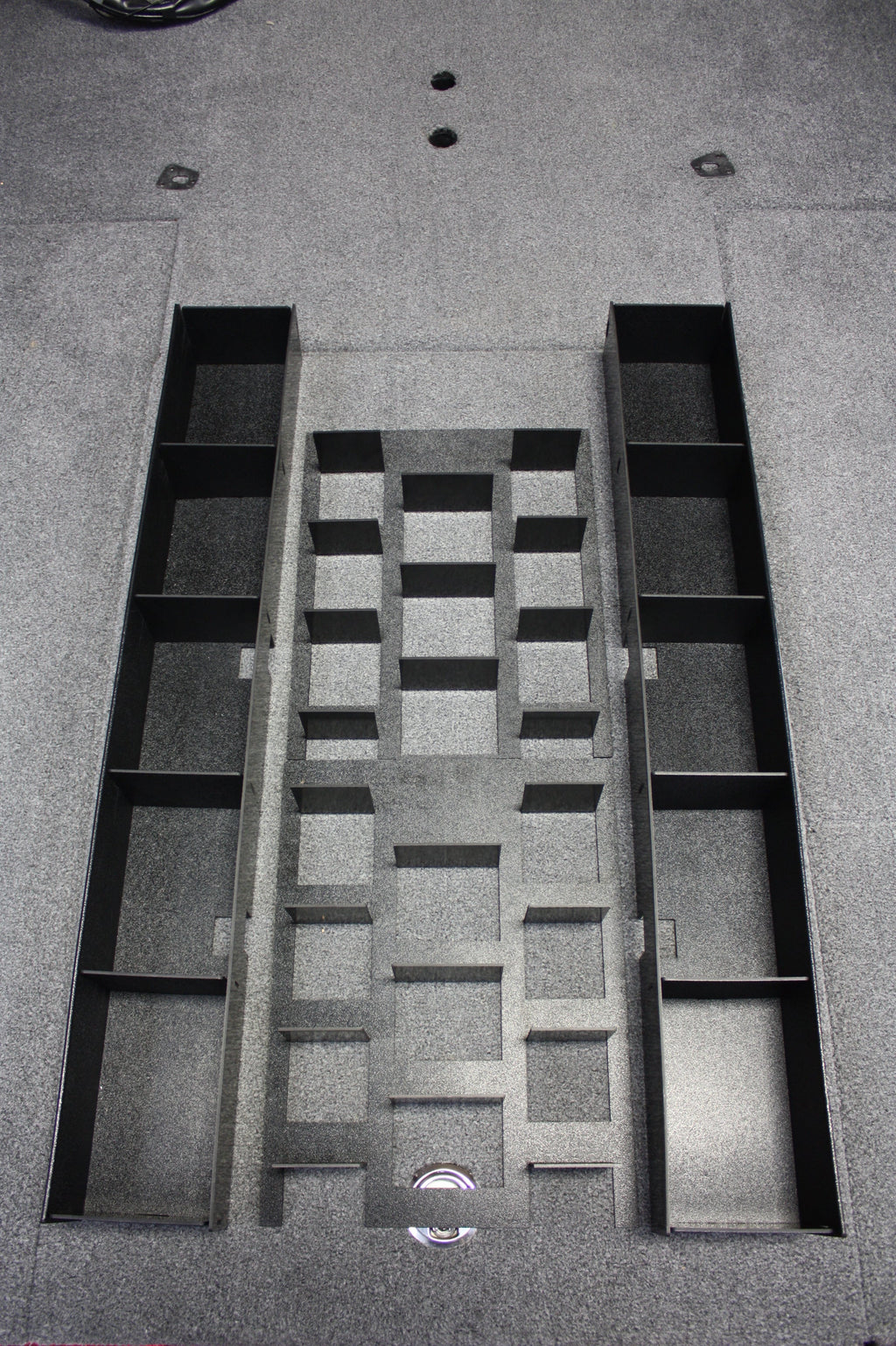 NPDFAL0013  2022 FALCON F21 PREDATOR 3700 DEEP TACKLE TRAY RACK