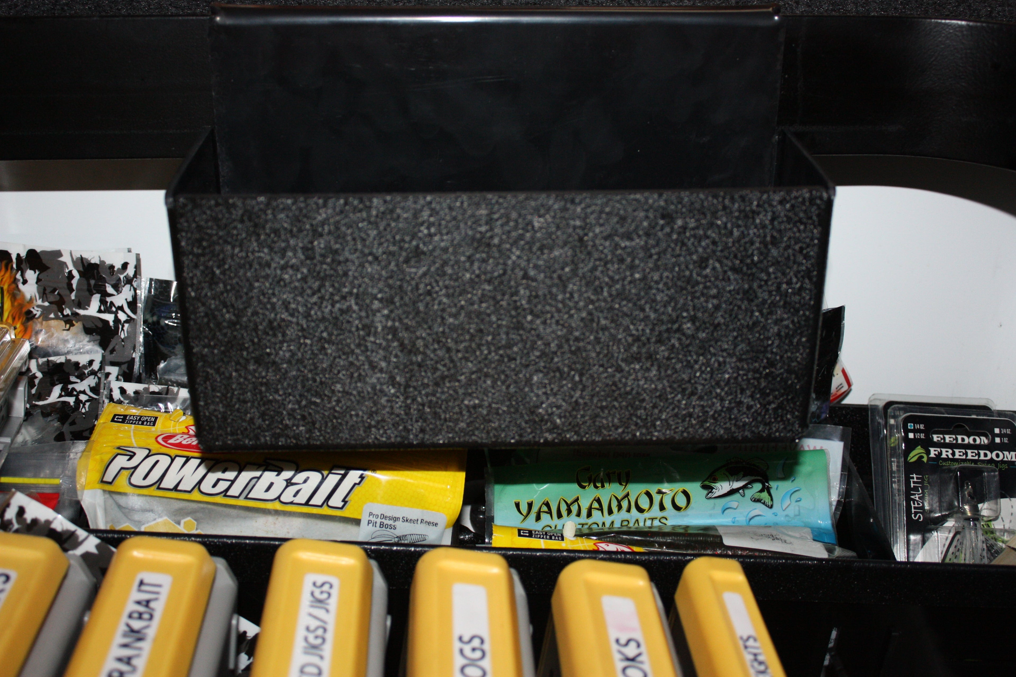 NPDSK0039 Skeeter®, XPRESS, GATOR TRAX CATCH ALL HANGING TRAY