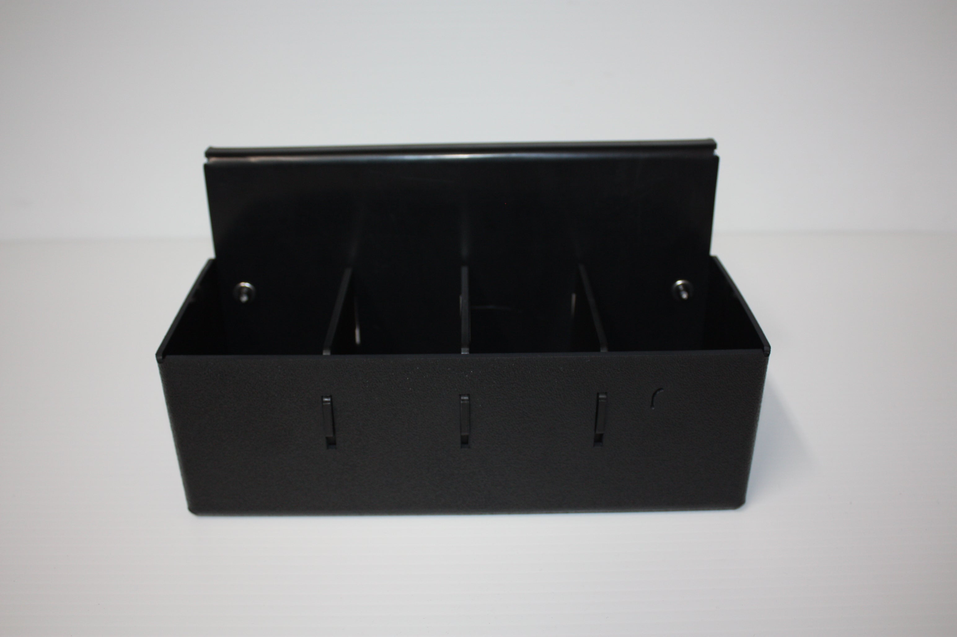 NPDSK0061 Skeeter®, XPRESS, GATOR TRAX  DIVIDED CATCH ALL HANGING TRAY