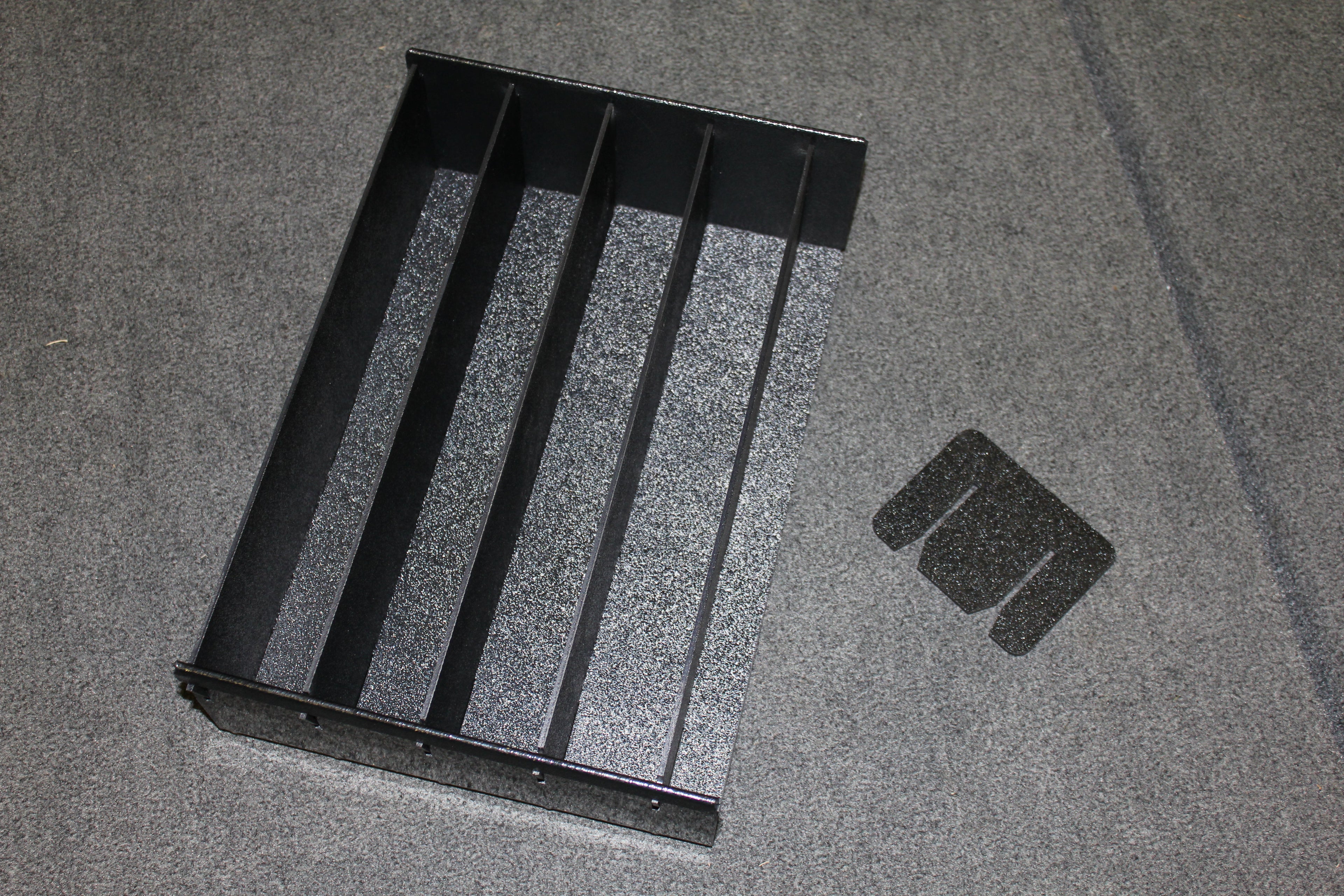 NPDEXP4.5  Universal Plano 3700 Box Tray 4.5 (HORIZONTAL)