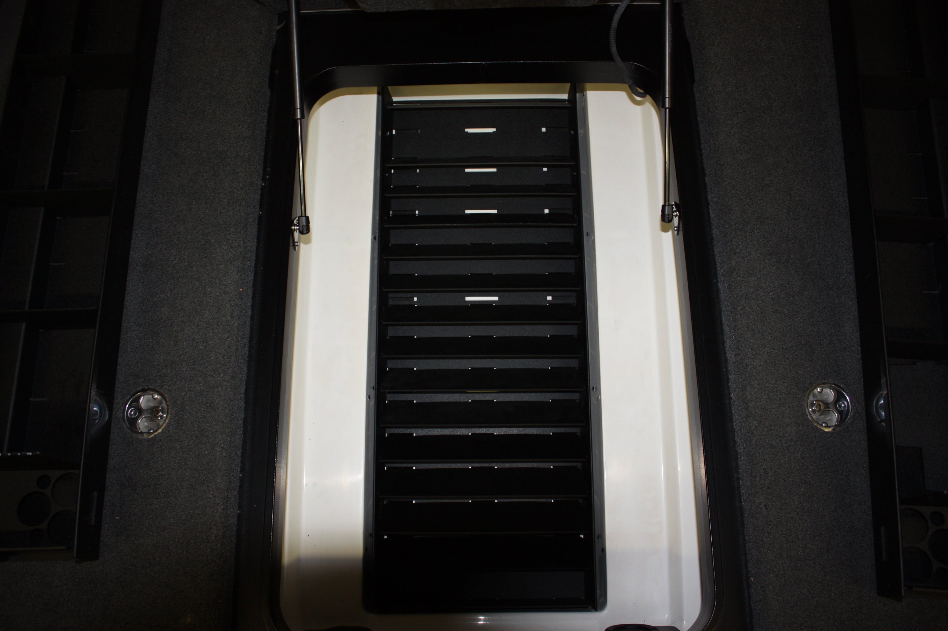 NPDSK0005 17-19 FX Skeeter®  FRONT COMPARTMENT PLANO BOX TRAY