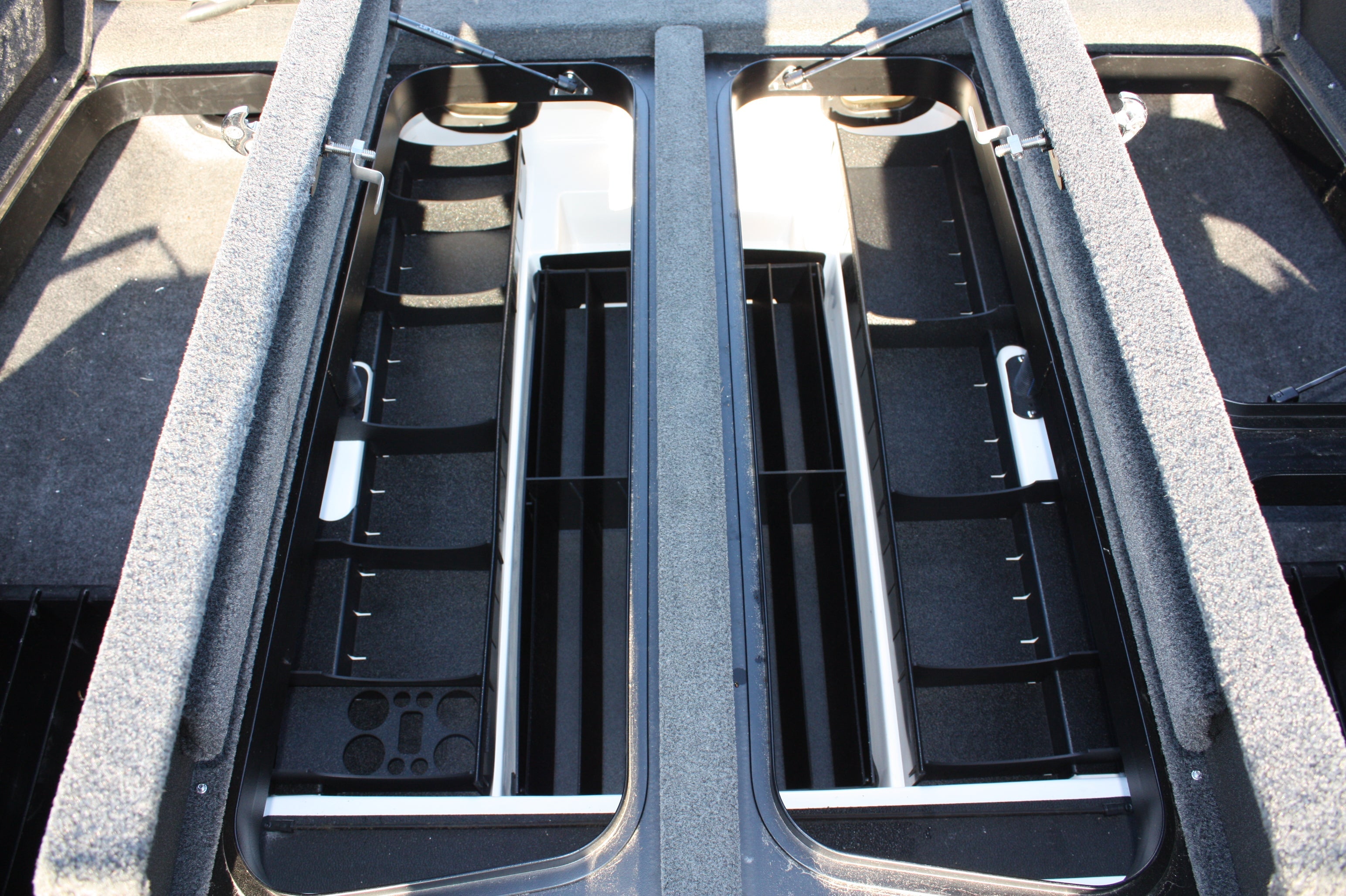 NPDSK0043 Skeeter® 2021 ZXR CENTER SECTION SOFT PLASTICS TRAY SET