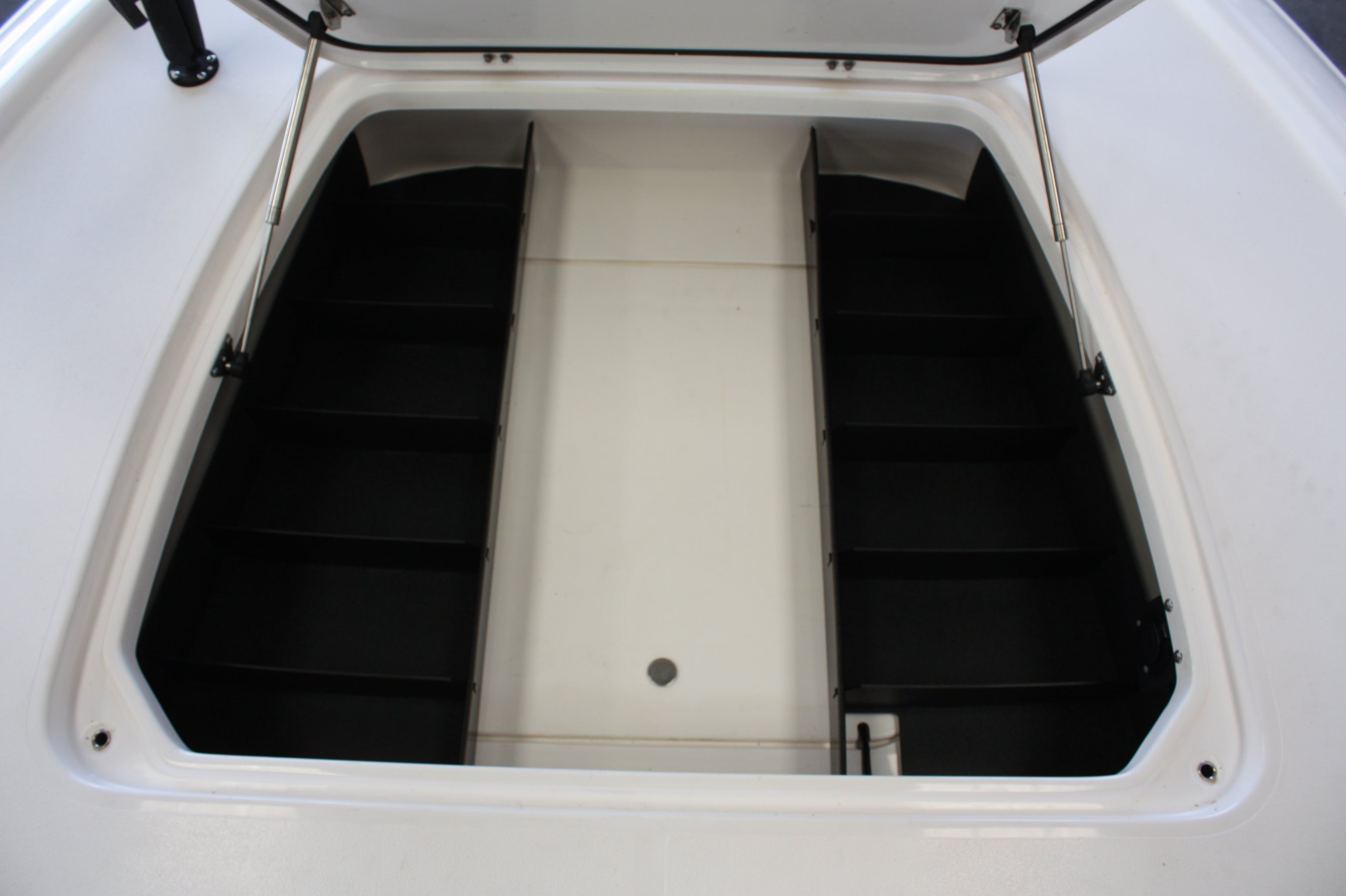 NPDCON0001 CONTENDER FRONT COMPARTMENT TACKLE ORGANIZER SYSTEM