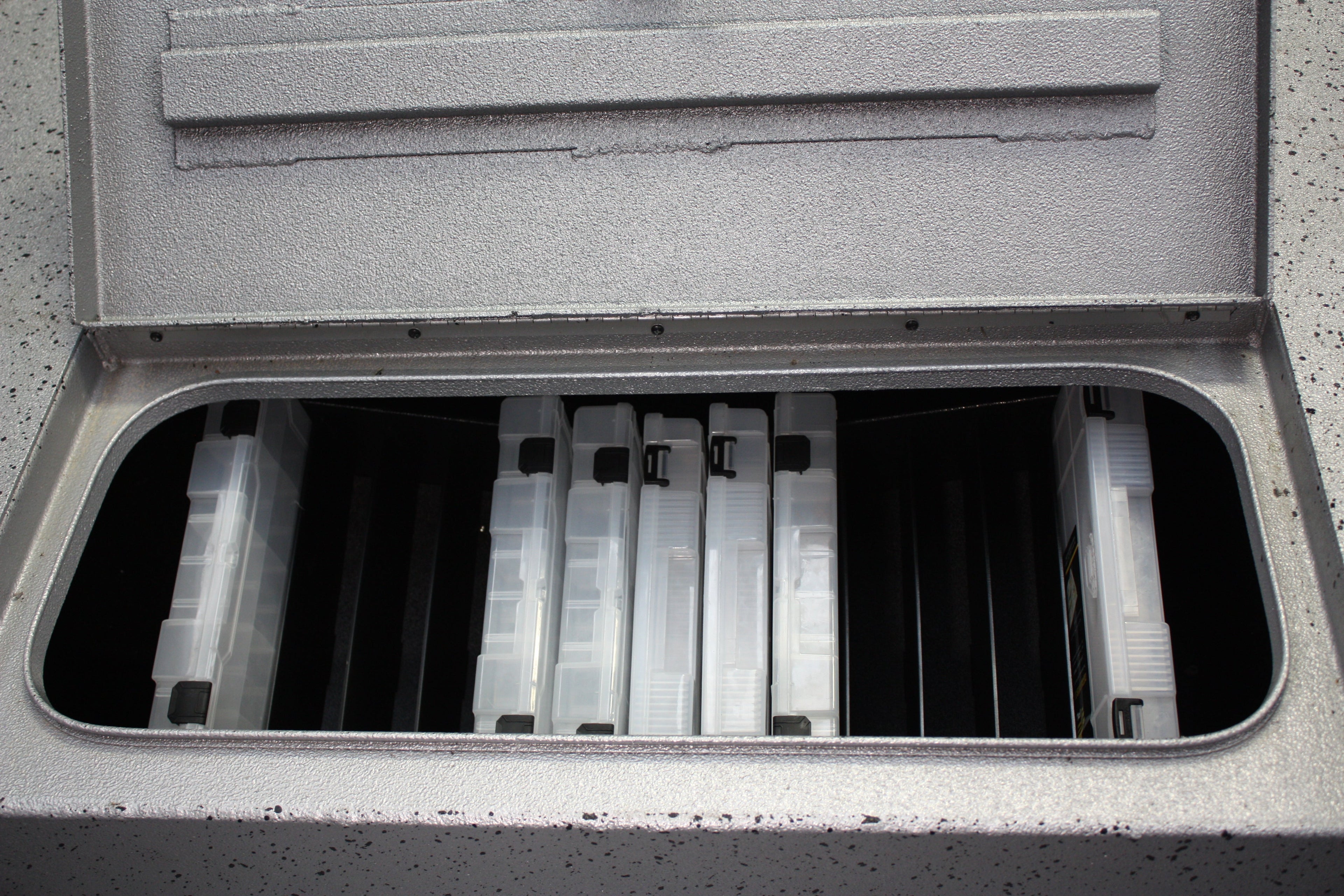 NPDX0004 XPRESS H 22 B PLANO TRAY