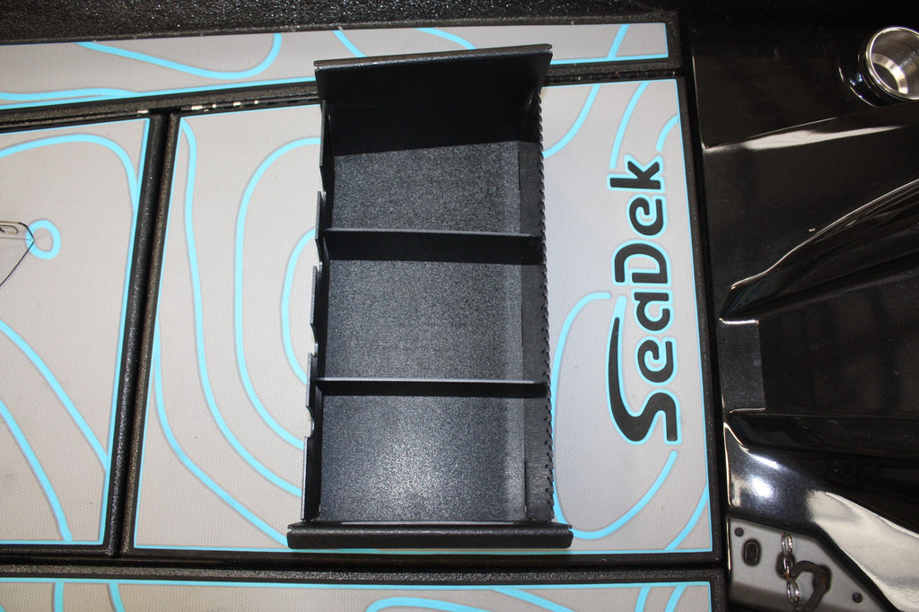 NPDX0010 XPRESS X21 DAY STARBOARD COMPARTMENTS