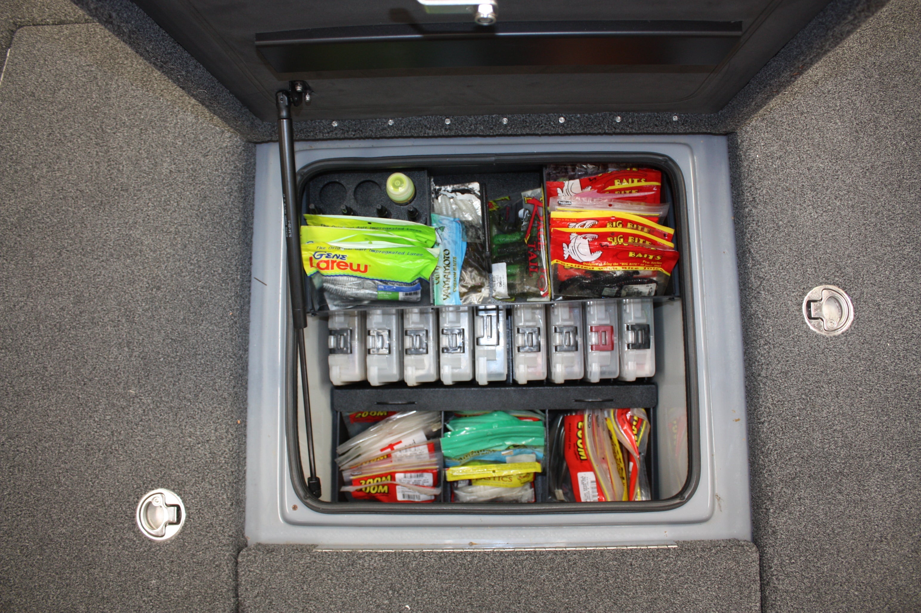 NPDBLAZ0001 BLAZER 625 PRO ELITE CENTER COMPARTMENT KIT/2022 650 PRO TOUR