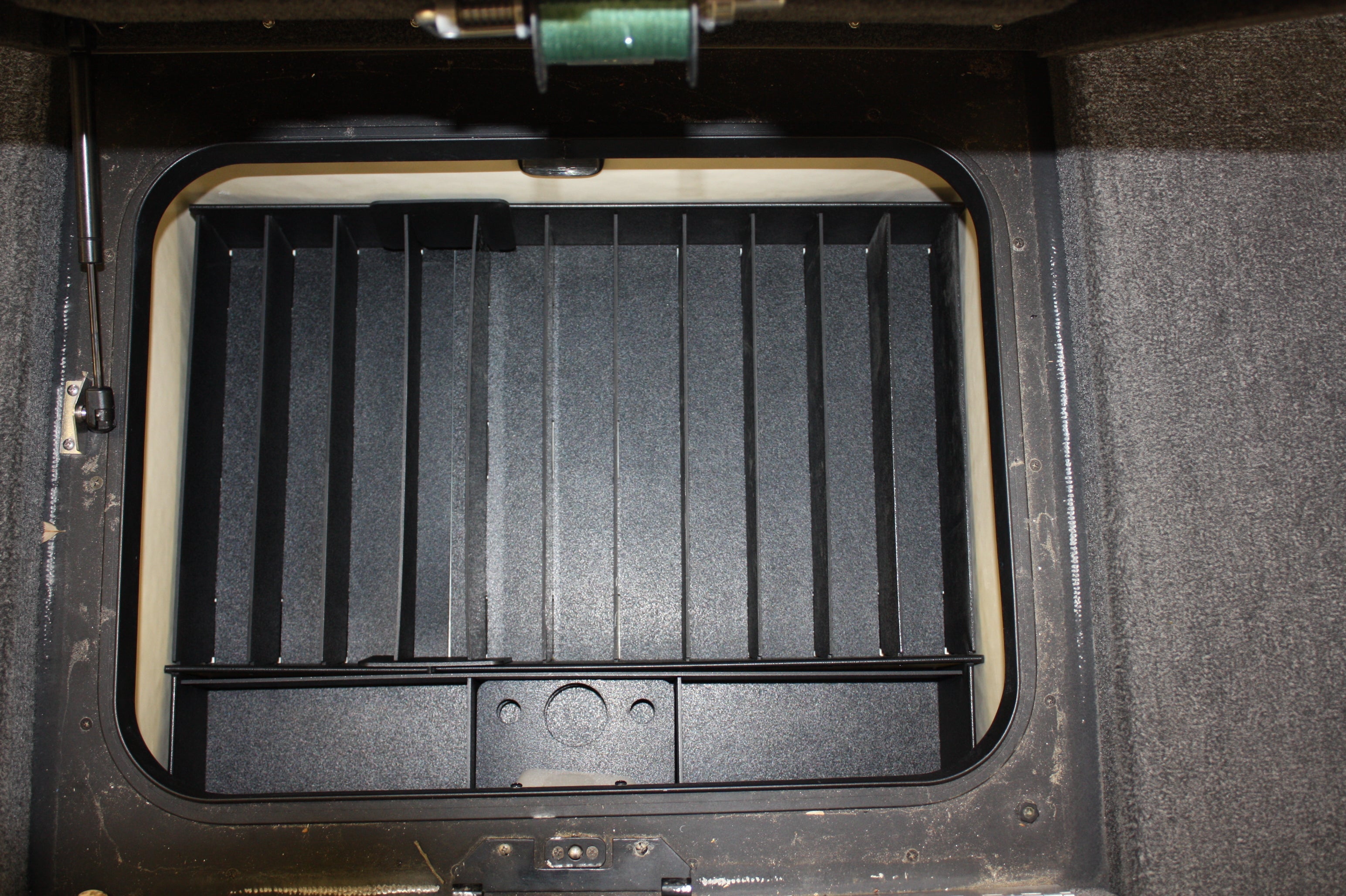 NPDSK0019 Skeeter® iCLASS COMPARTMENT 1 SYSTEM