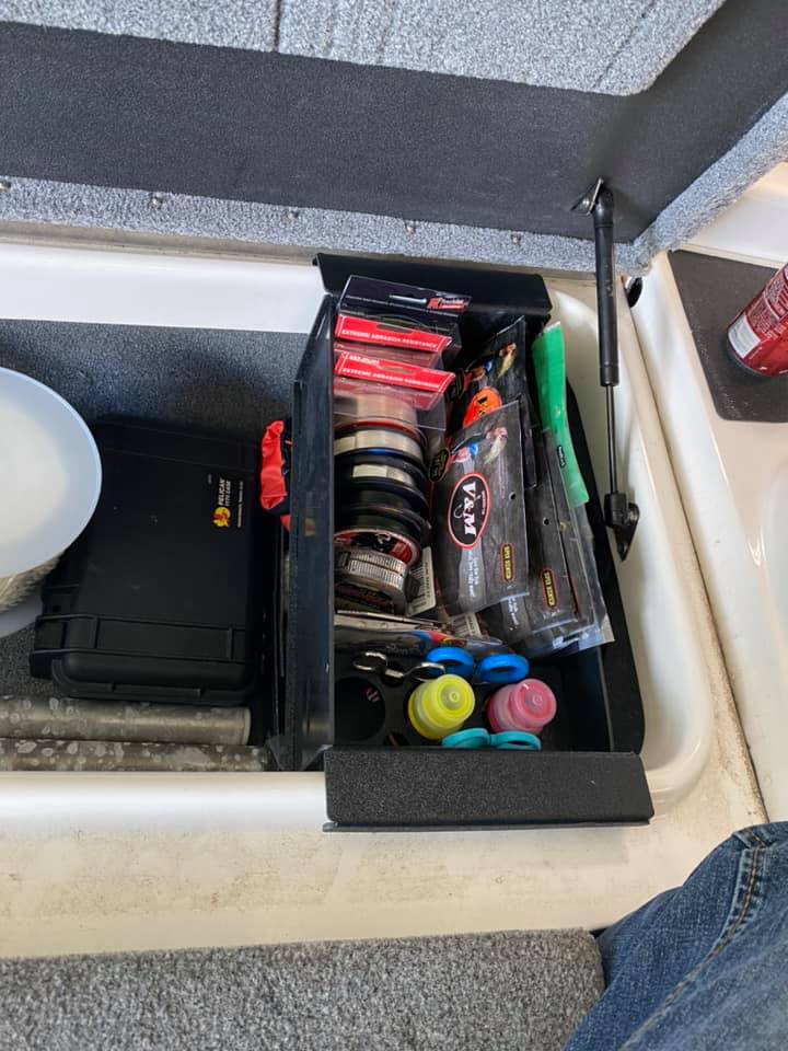 NPDSK0032 Skeeter® TZX190 ROD LOCKER DAY TRAY