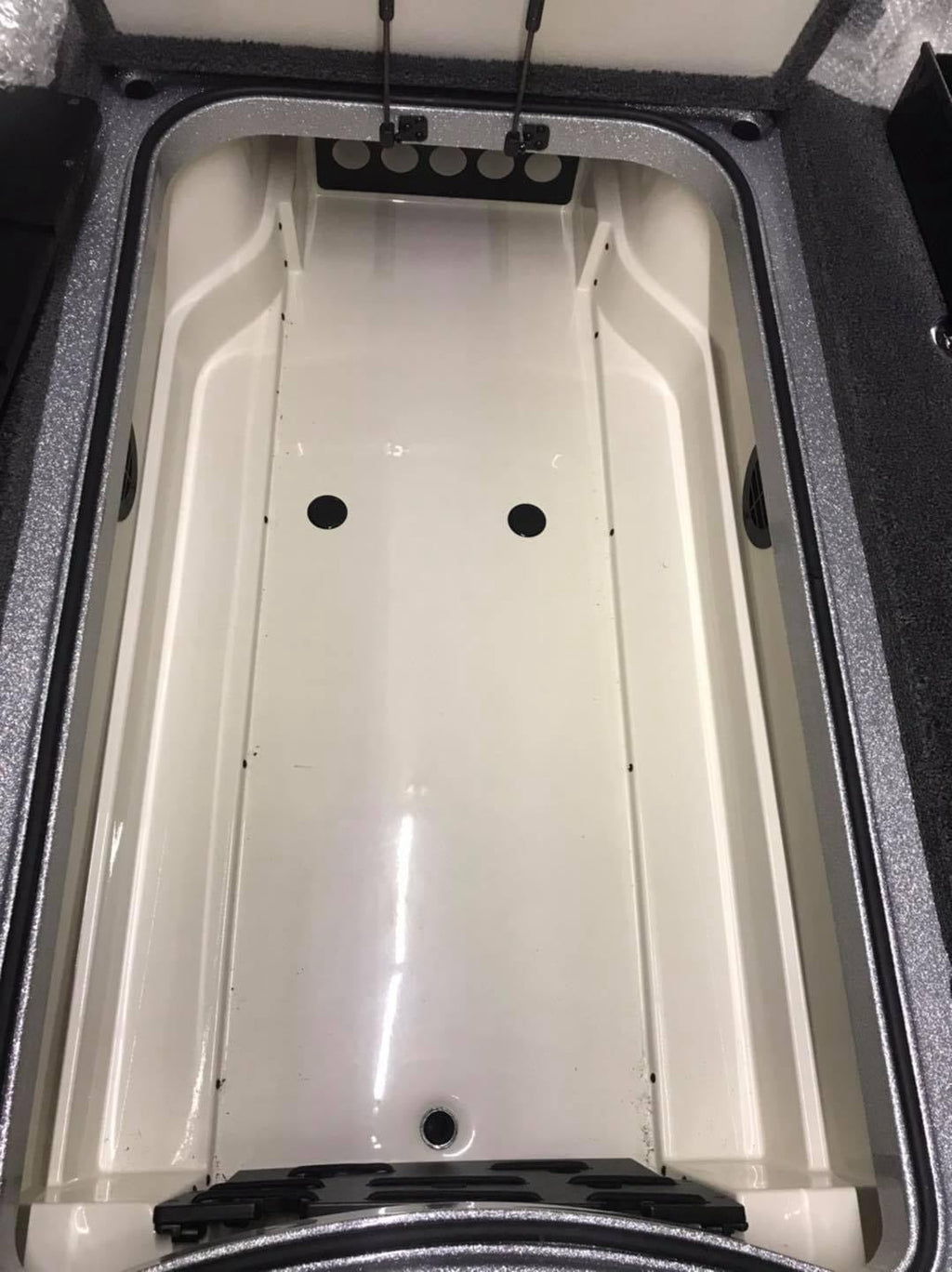 NPDRANG0028 2015-2021 Ranger® Z521 C/L   FRONT DECK CENTER COMPARTMENT TACKLE STORAGE TRAY SYSTEM