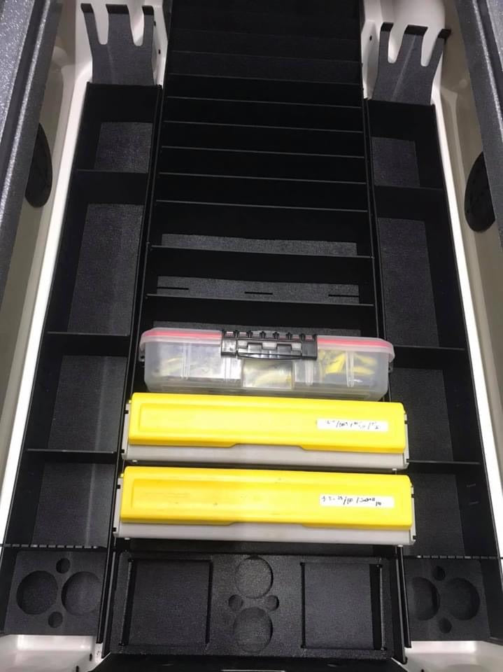 NPDRANG0028 2015-2021 Ranger® Z521 C/L   FRONT DECK CENTER COMPARTMENT TACKLE STORAGE TRAY SYSTEM